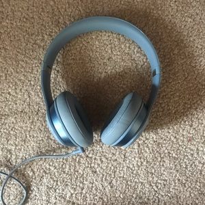 Beats Solo 2 wired
